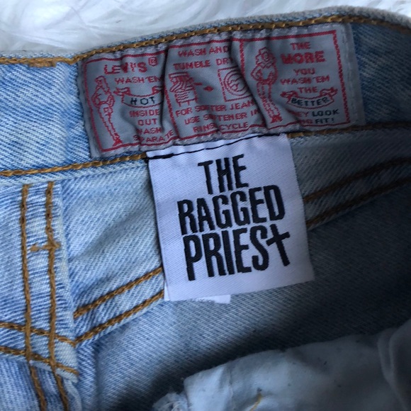 🚫SOLD🚫Ragged priest studded shorts - Picture 2 of 6